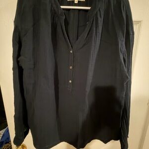 XiRENA Midnight Blue Button-Up Top